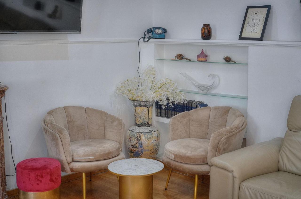 Center Palais Retreat: 4br Near Croisette Apartment Cannes
