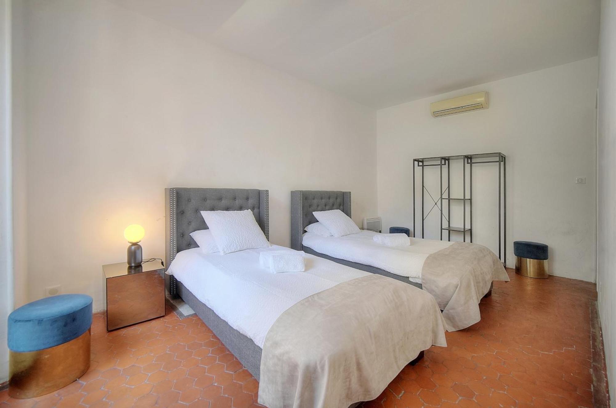 Apartment Center Palais Retreat: 4br Near Croisette *